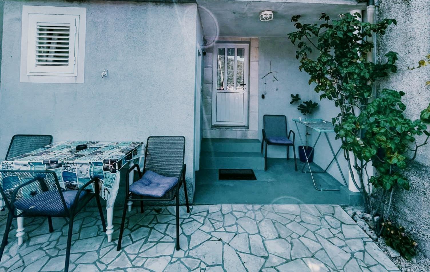 Guesthouse Porto Cres Eksteriør billede